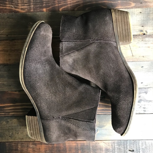 Lucky Brand Shoes - Brown suede Chelsea ankle boot